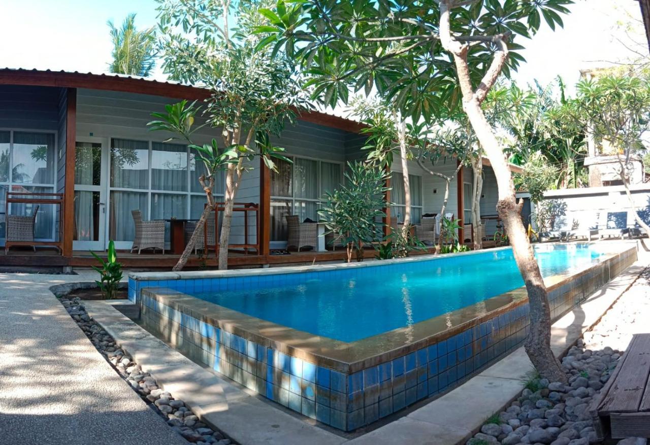 Villa Phyphy Gili Trawangan Exterior photo