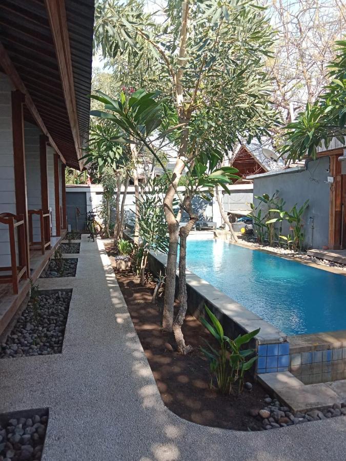 Villa Phyphy Gili Trawangan Exterior photo