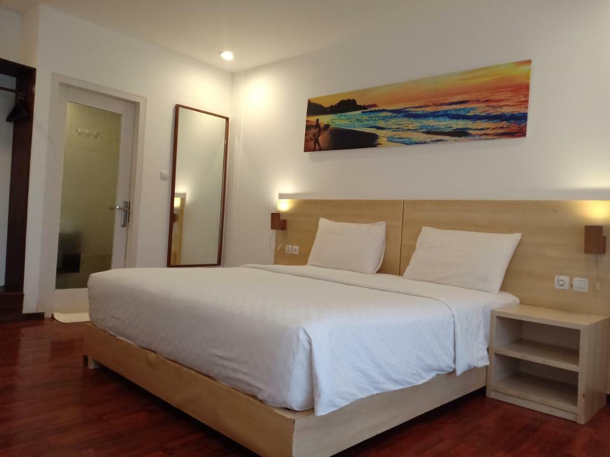 Villa Phyphy Gili Trawangan Exterior photo